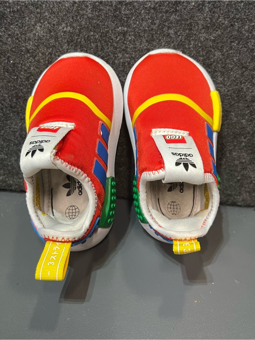Adidas x LEGO NMD 360 I 'Pantone' Kids Sneakers Size 5K - Picture 12 of 13